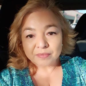 Meet your Posher, Leticia